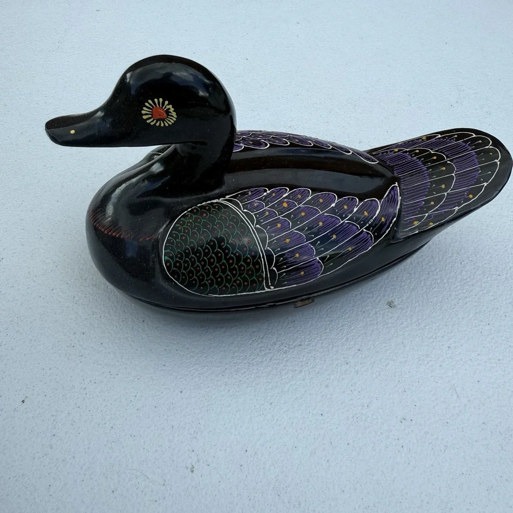 Black Lacquer Hand Painted Wood DUCK Trinket Jewelry Box Thailand  7 Inches‎